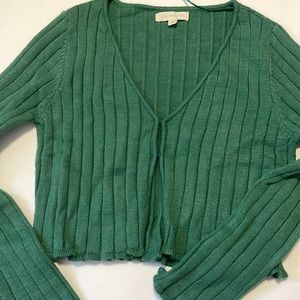 Green sweater top